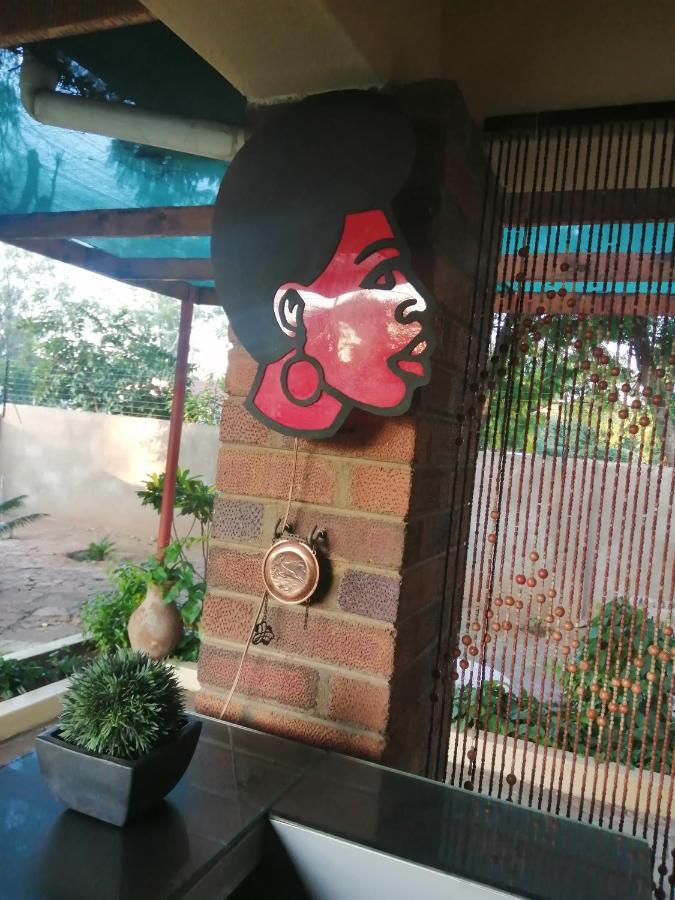 Birdville Bnb Guest House Gaborone Exterior foto