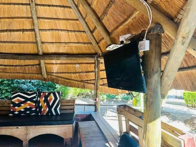 Birdville Bnb Guest House Gaborone Exterior foto